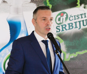 Dobrivoje-Milovanovic,-direktor-Unilever-Beograd